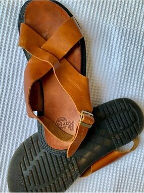 Dr. Martens Platt Gryphon Hybrid Sandals Tan Leather EU 39 US 8 Rare